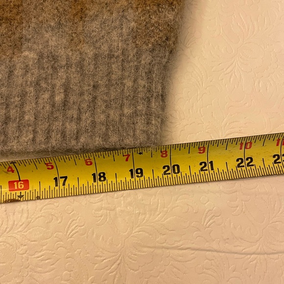 Zara Crop Turtleneck Sweater, L - Picture 9 of 14